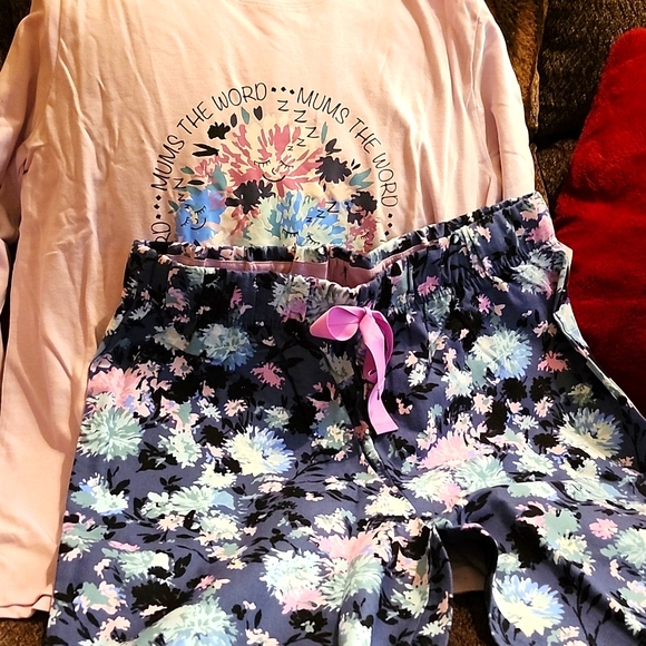 Vera Bradley pajamas - Picture 4 of 4